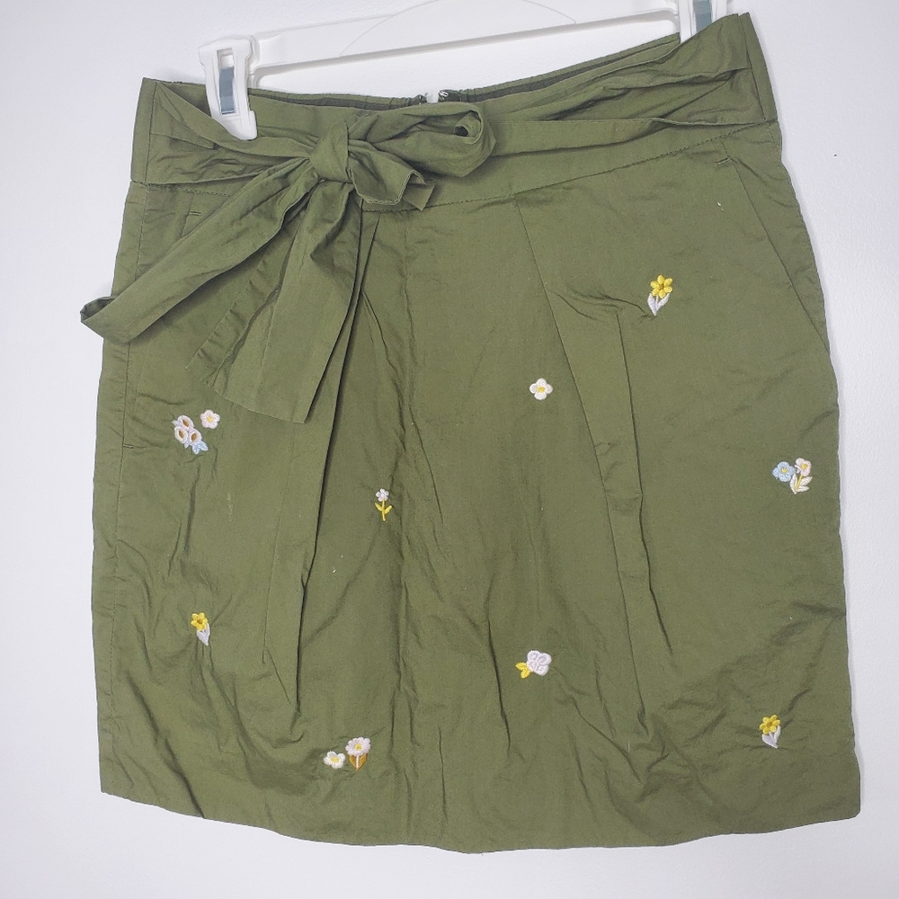 J Crew - Floral Cotton Skirt size 4 - Picture 2 of 7